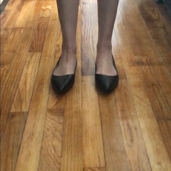 Pointed Toe Flats - Picture 4 of 4